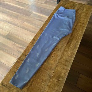 Beyond Yoga Blue Pineapple 7/8 Leggings